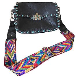 Valentino Garavani Bolsa preta Valentino Guitar Rockstud com alça colorida Preto