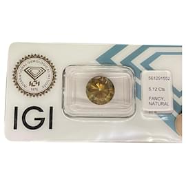 Autre Marque Diamante Fancy Color da 5.12 carati certificato IGI Multicolore