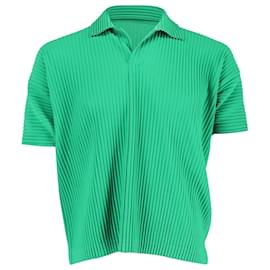 Issey Miyake-Homme Plisse Issey Miyake Short Sleeve Collared Top in Green Polyester-Green