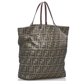Fendi-Sac cabas en toile Zucca 26598-Marron