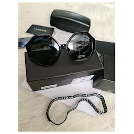 Versace-VERSACE VE4395 Sunglasses (VE4395 GB1/87 59) - With Gold tone hardware-Black