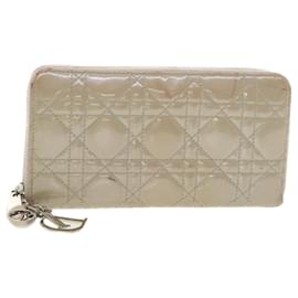 Christian Dior-Christian Dior Lady Dior Wallet Patent leather Beige 02-LU-0172 Auth bs4860-Beige