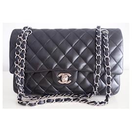 Chanel-Chanel Klassische mittelgroße schwarze Tasche-Schwarz