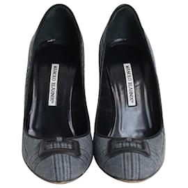 Manolo Blahnik-Manolo Blahnik Zapatos de tacón a cuadros con hebilla en algodón gris-Gris