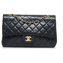 Chanel-Chanel Black Classic Medium Lambskin lined Flap Bag-Black