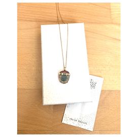 Celine Daoust Collares Verde oscuro
