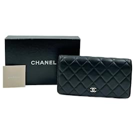 Chanel-Black Patent Leather Chanel Wallet-Black