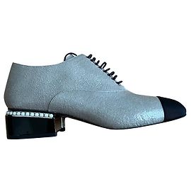 Chaussures/Derbies CHANEL taille 36,5 Noir Beige