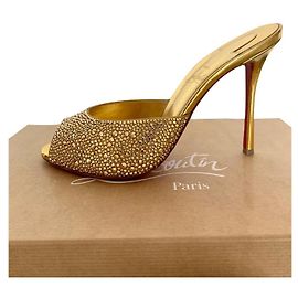 Christian Louboutin Moi Dolly Doré