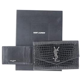 Saint Laurent-Saint Laurent Uptown Umhängetasche mit Krokodileffekt aus schwarzem Leder-Schwarz