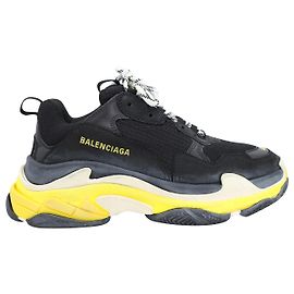 Balenciaga Baskets basses Triple S en noir/Polyuréthane jaune Noir