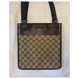 Gucci-Bolsa Mensageiro Transversal GUCCI Monogram Supreme GG-Marrom