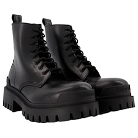 Balenciaga-Strike Bootie L20 Ankle Boots in Black Smooth Leather-Black
