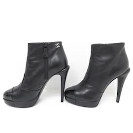 Chanel-CHANEL G SHOES27830 HEEL ANKLE BOOTS 38.5 BLACK LEATHER LOW BOOTS LOGO CC-Black