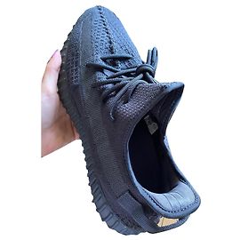 Adidas Yeezy 350 V2 onyx Black