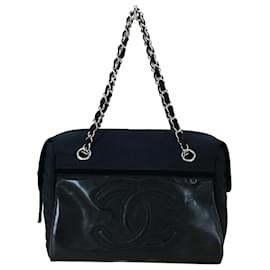 Chanel-Bolsa de ombro Chanel-Preto