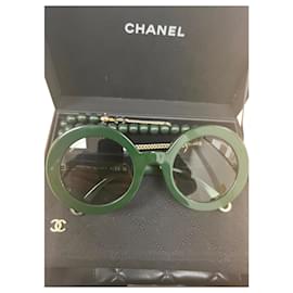 Chanel-Lentes de sol-Verde oscuro