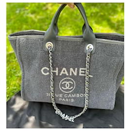 Chanel-Bolsa de lona Chanel Deauville-Cinza