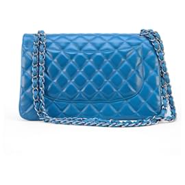 Chanel-Jumbo intemporal-Azul