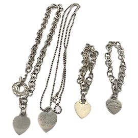 TIFFANY & CO Silvery