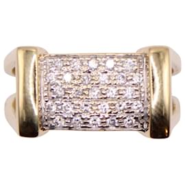 Autre Marque-Large yellow gold pavé diamond ring 18 carats-Gold hardware