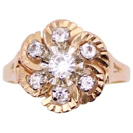 Autre Marque-Floral ring with white stones in yellow gold 18 carats-Gold hardware
