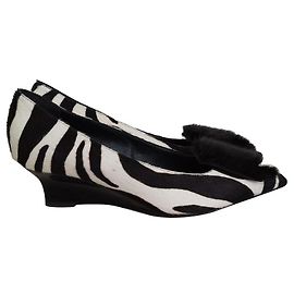 Tacones Burberry Prorsum de piel estampado cebra Multicolor
