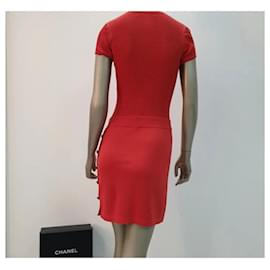Chanel-CHANEL Rotes Kurzarmkleid-Rot