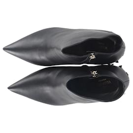 Valentino Garavani-Valentino Garavani Rockstud Ankle Booties in Black Leather-Black