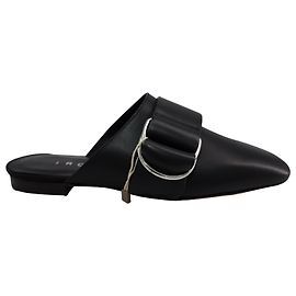 Mules com detalhe de fivela Iro Met em couro preto Preto