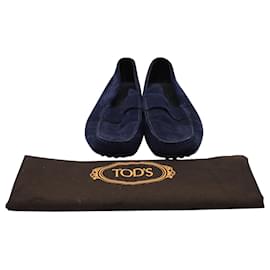 Tod's-Tod's Gommino Driving Shoes in Blue Suede-Blue,Navy blue