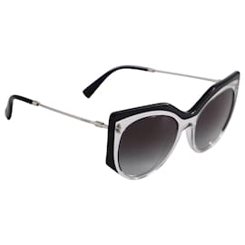 Valentino Garavani-Valentino Garavani VA4033 Cat Eye Sunglasses in Black and White Acetate-Black