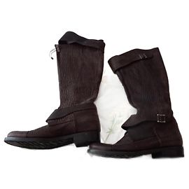 Salvatore Ferragamo Lederstiefel dunkelbraun Dunkelbraun