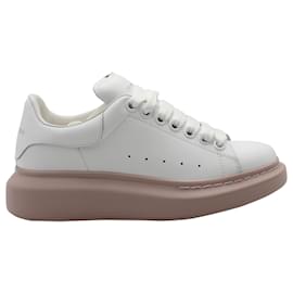 Alexander Mcqueen-Alexander McQueen Color-Block Sole Oversized Sneakers in White Leather-White