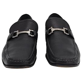 Salvatore Ferragamo-Salvatore Ferragamo Buckle Loafers in Black Leather-Black