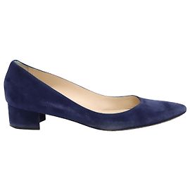 Manolo Blahnik Plain Classic Flats aus blauem Wildleder Blau