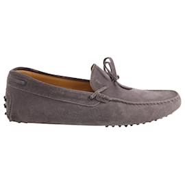 Tod's-Tod's  Gommino Driving Shoes in Grey Suede -Grey