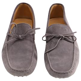 Tod's-Tod's  Gommino Driving Shoes in Grey Suede -Grey