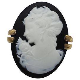 Dolce & Gabbana Cameo Ring in Black Resin Black