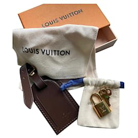 Louis Vuitton-LV Nametag and locker-Brown