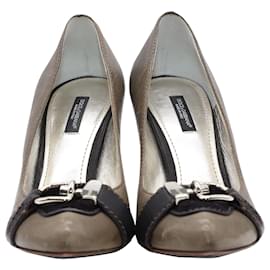 Dolce & Gabbana-Dolce and Gabbana Buckle Detail Pointed Toe Heels in Brown Leather-Brown