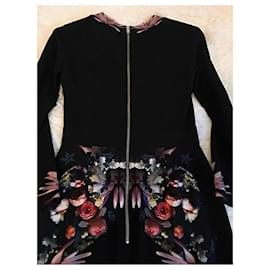 Givenchy-Robes-Noir