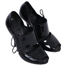 GUCCI  Heels EU 35 Leather Black