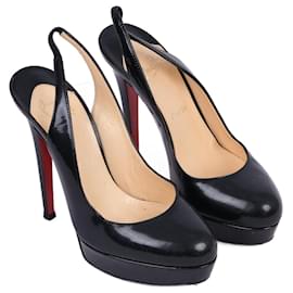 Christian Louboutin-CHRISTIAN LOUBOUTIN Tacones T.UE 37.5 Charol-Negro