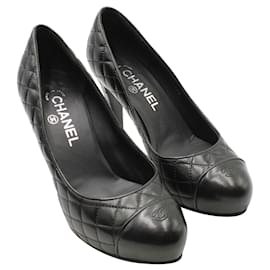 Chanel-Black Classic Quilted Leather High Heels with Front Logo -Black