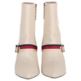 Gucci-Gucci Sylvie Strap Ankle Boots in Ecru Leather-White,Cream