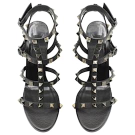 Valentino Garavani-Valentino Garavani Rockstud Cage Sandals in Black Leather-Black