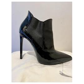 Saint Laurent-Janis 105 black patent ankle boots-Black