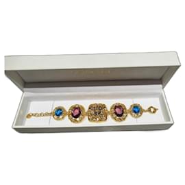 Versace-Rare Versace Medusa bracelet-Golden