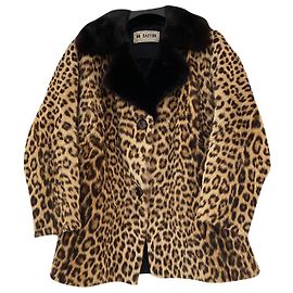 Autre Marque Real leopard fur coat and black mink collar Leopard print